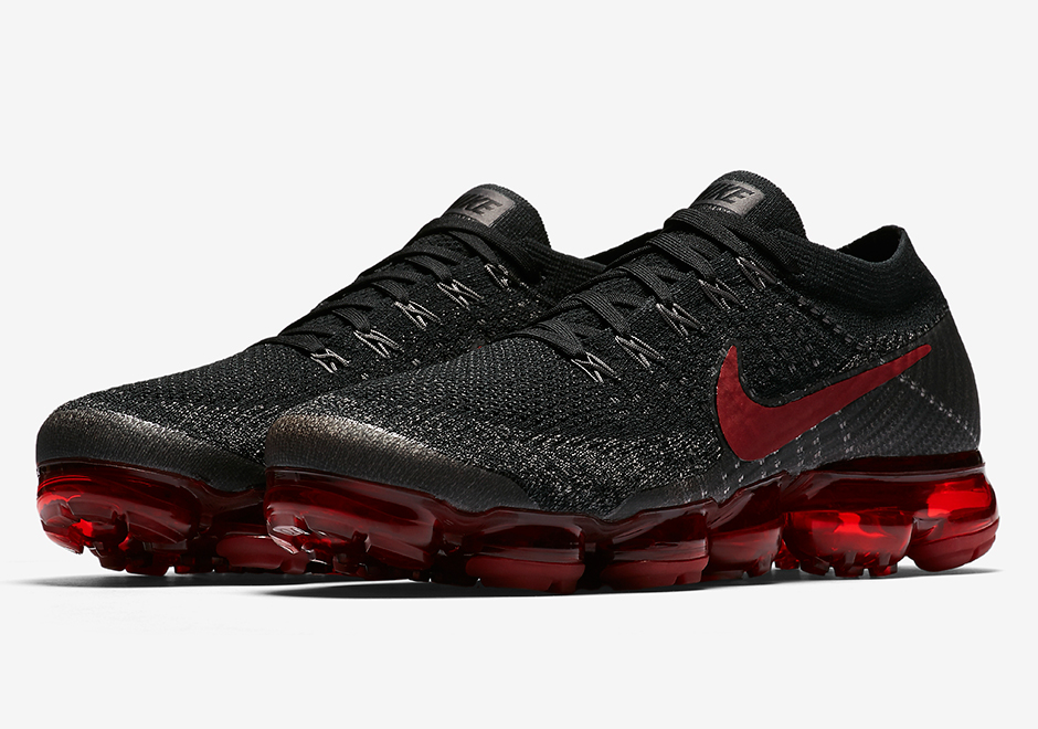 Nike Vapormax Black Grey Red Sole 1