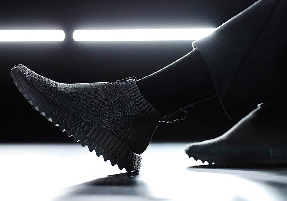 nmd cs1 triple black