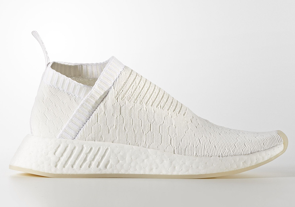 nmd cs2 triple white