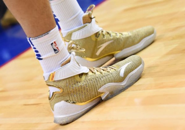 Anta KT3 Gold Blooded Klay Thompson | SneakerNews.com