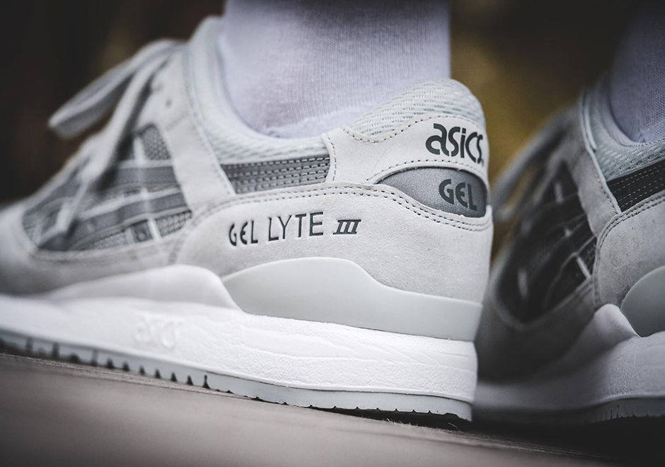 ASICS GEL-Lyte III Glacier Grey HL7Y0-9696 | SneakerNews.com