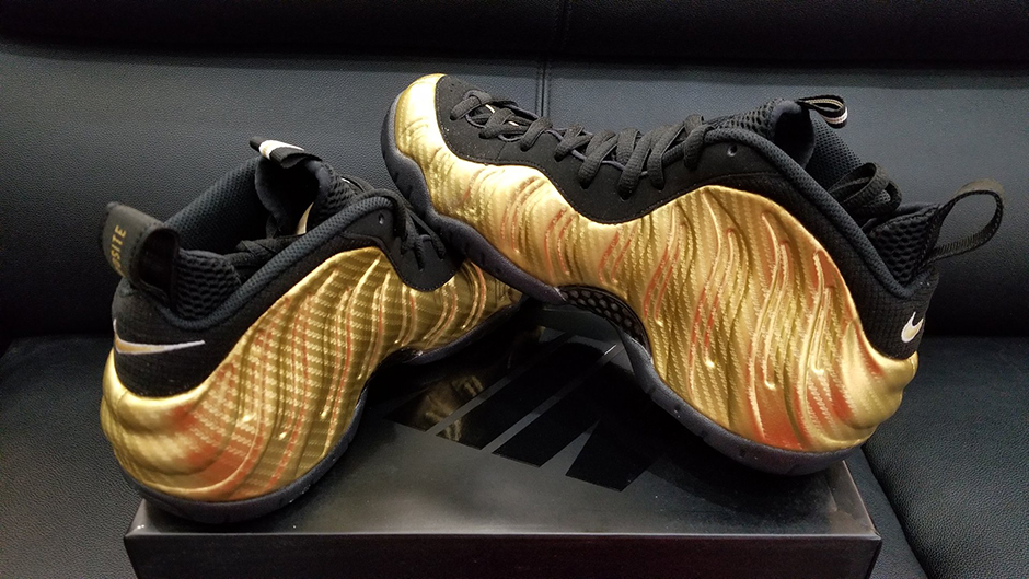 Air foamposite hotsell pro gold