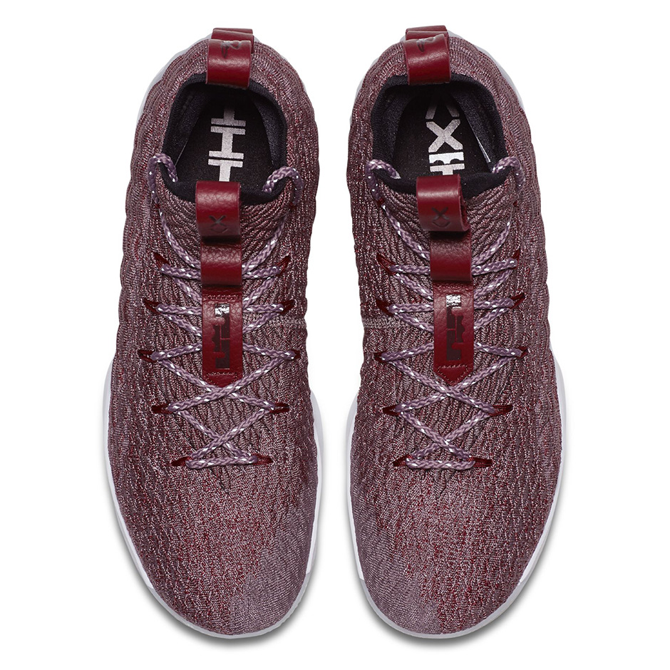 Maroon on sale lebron 15