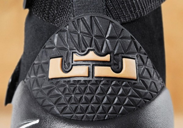 Nike LeBron Soldier 11 Available Now In Black/Gum - SneakerNews.com