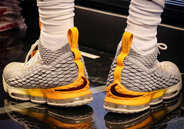 lebron 15 shoes images