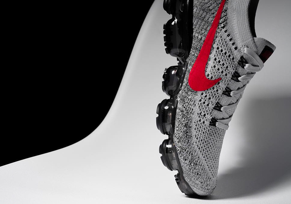 vapormax grey red black