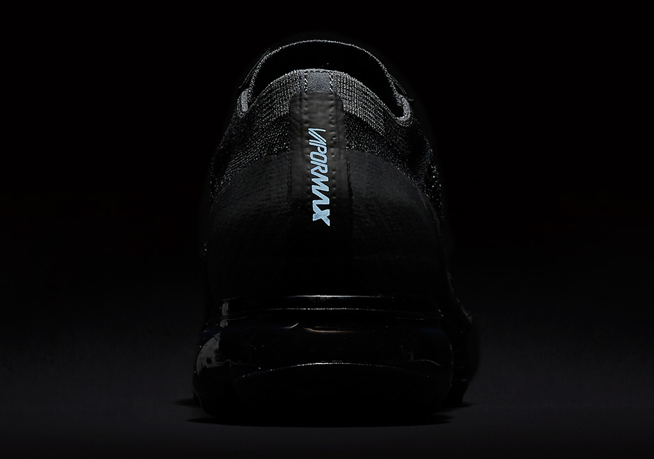 Nike Vapormax Laceless Black Aq0581 001 2