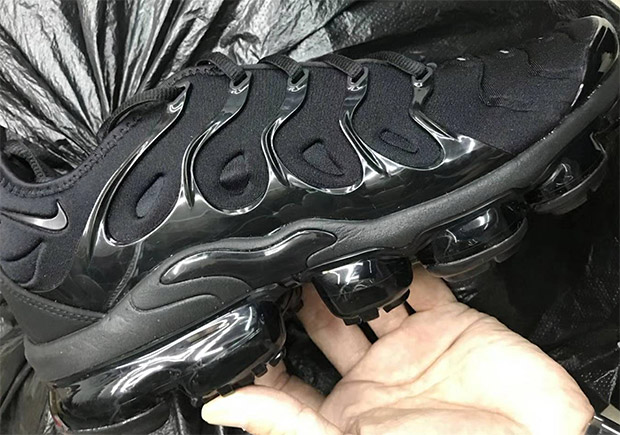 Nike Vapormax Plus - Vapormax + Air Max Plus | SneakerNews.com