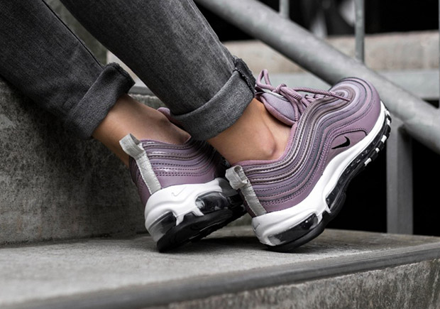 Nike Air Max 97 SE 'Light Bone/Black' 8