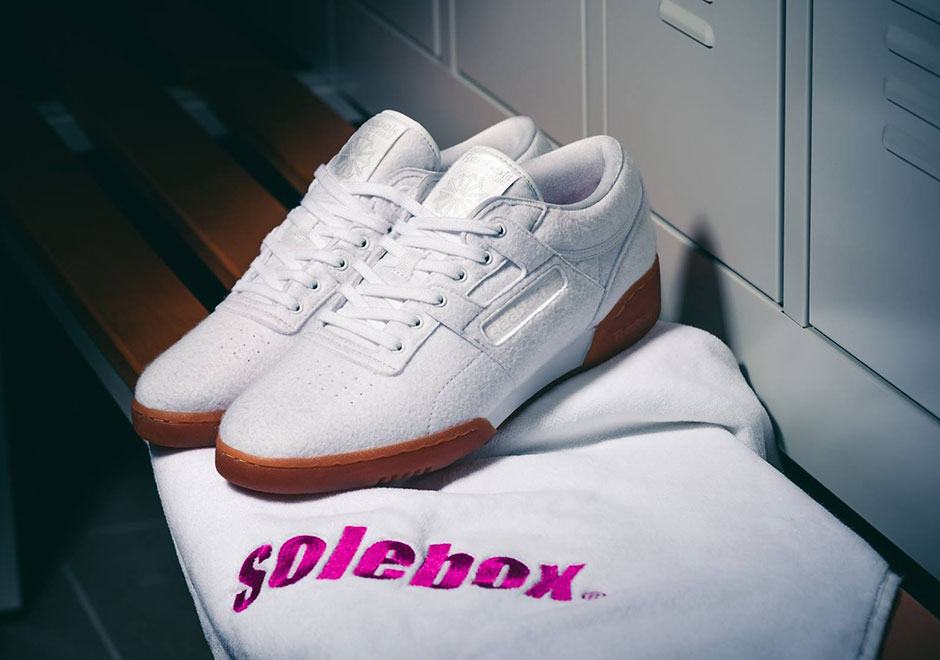 Solebox Adds Terrycloth Towel Uppers To The Reebok Workout "Year Of Fitness"
