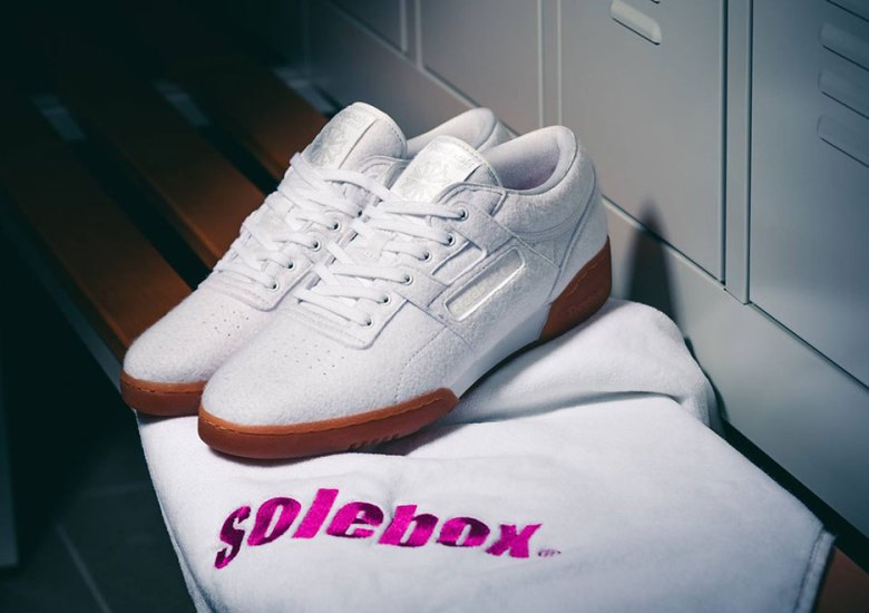 Solebox Adds Terrycloth Towel Uppers To The Reebok Workout “Year Of Fitness”