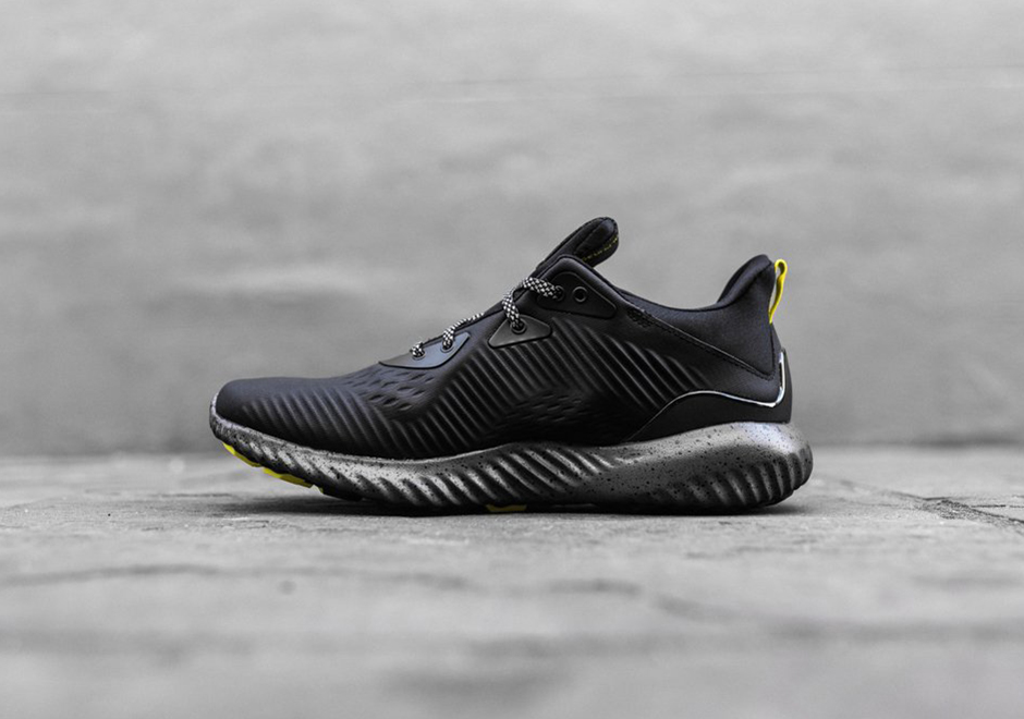 alphabounce all black