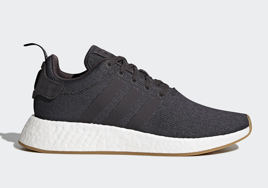 Scarpe adidas nmd r2 foundation on sale