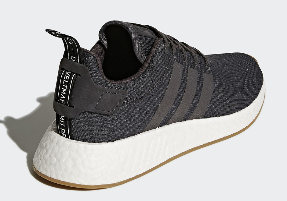 cq2400 adidas