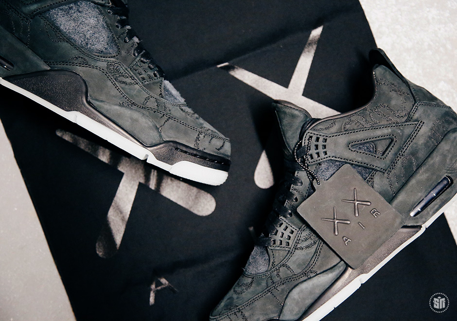 nike air jordan 4 kaws black