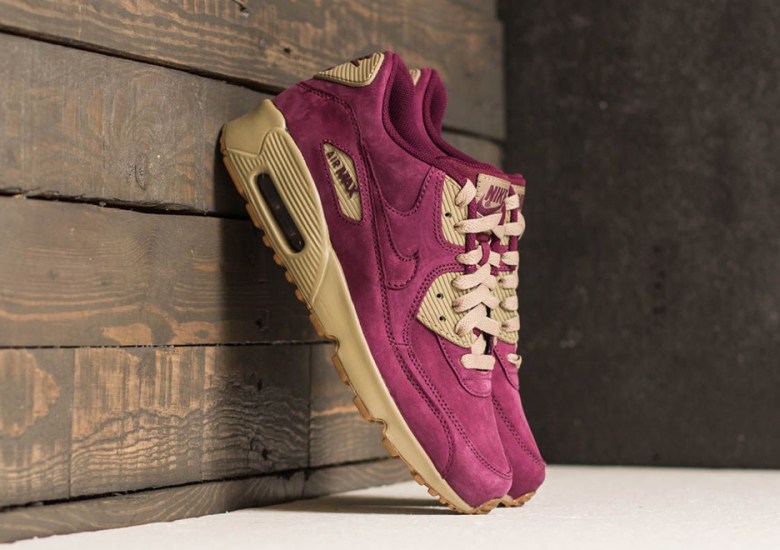 Nike Offers Up The Air Max 90 “Winter Pack” In Kids Sizes