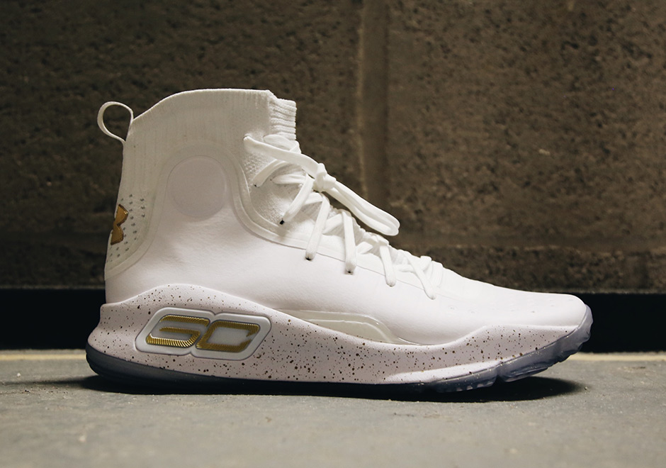 all white curry 4s