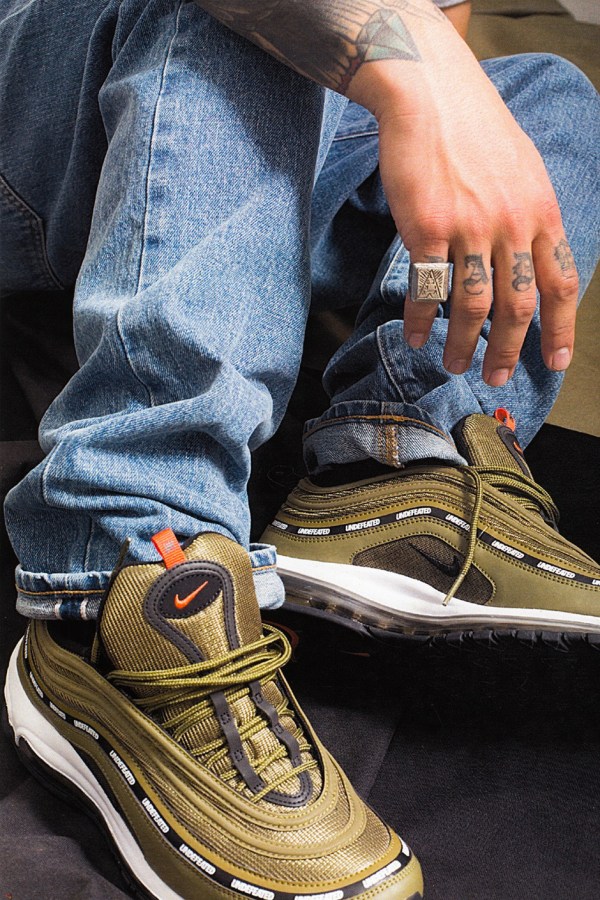 undefeated air max 97 olive