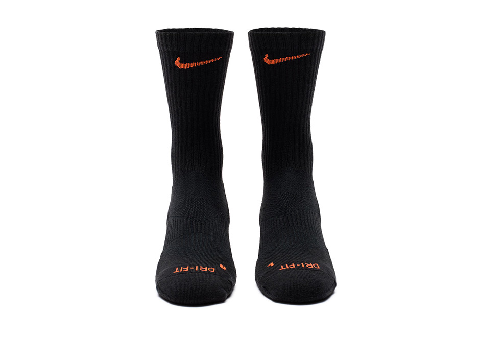 Undefeated Nike Air Max 97 Socks Black 2