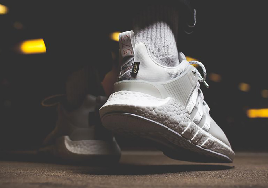 adidas EQT Support 93/17 - US 4 : : Clothing, Shoes