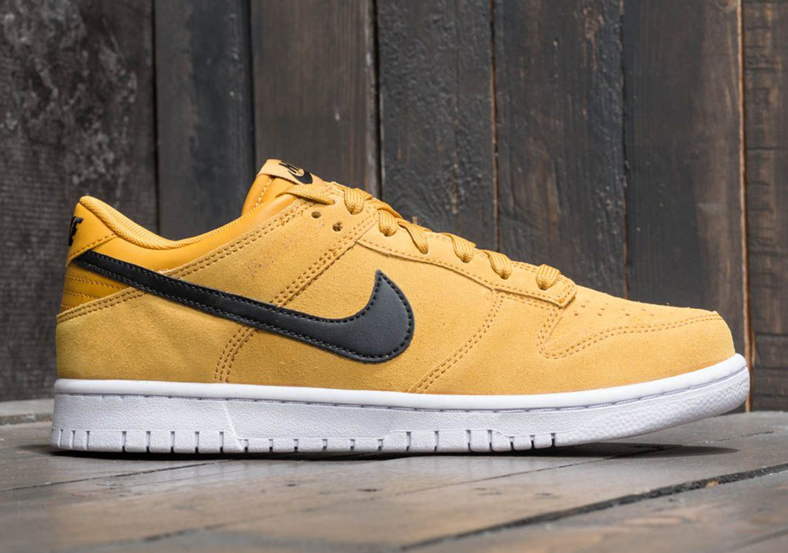 nike yellow suede trainers