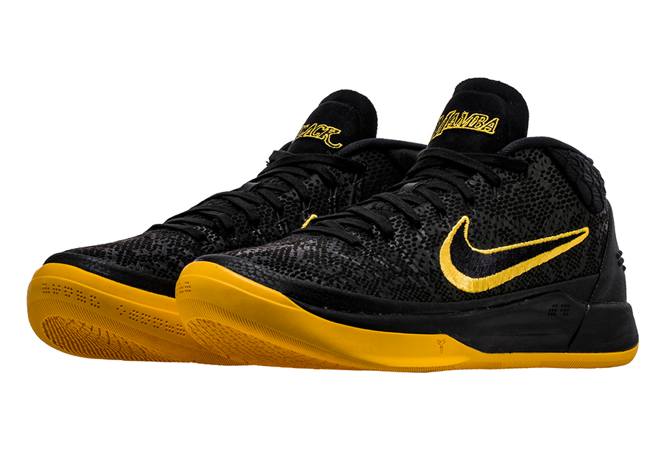 nike shoes black mamba