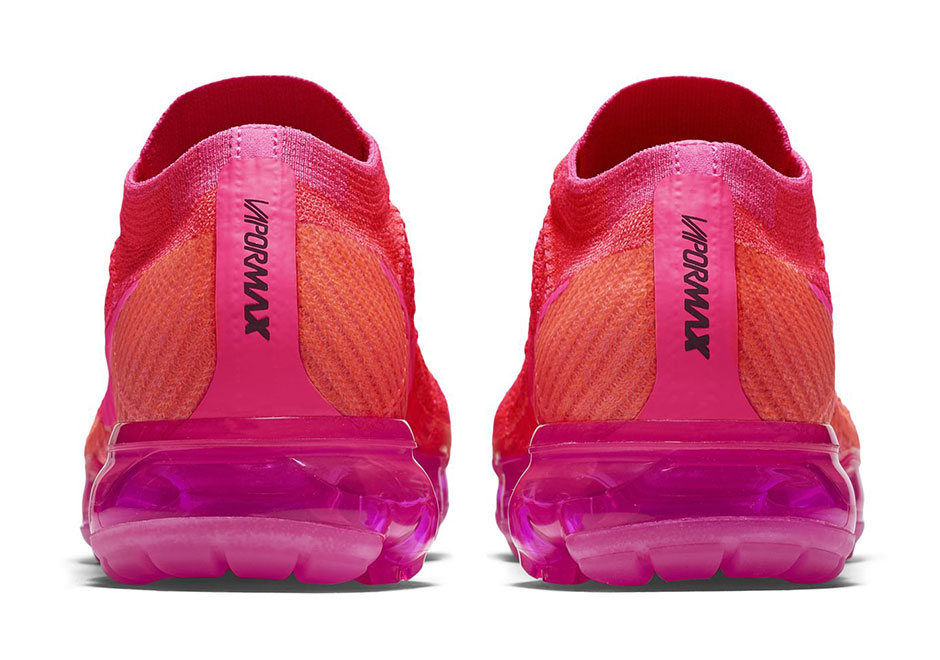 hot pink nike vapormax