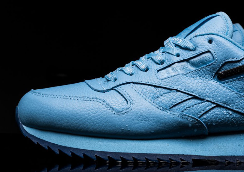 mesa Gárgaras cultura Raised By Wolves x Reebok Classic Leather Gore-Tex Available Now |  SneakerNews.com