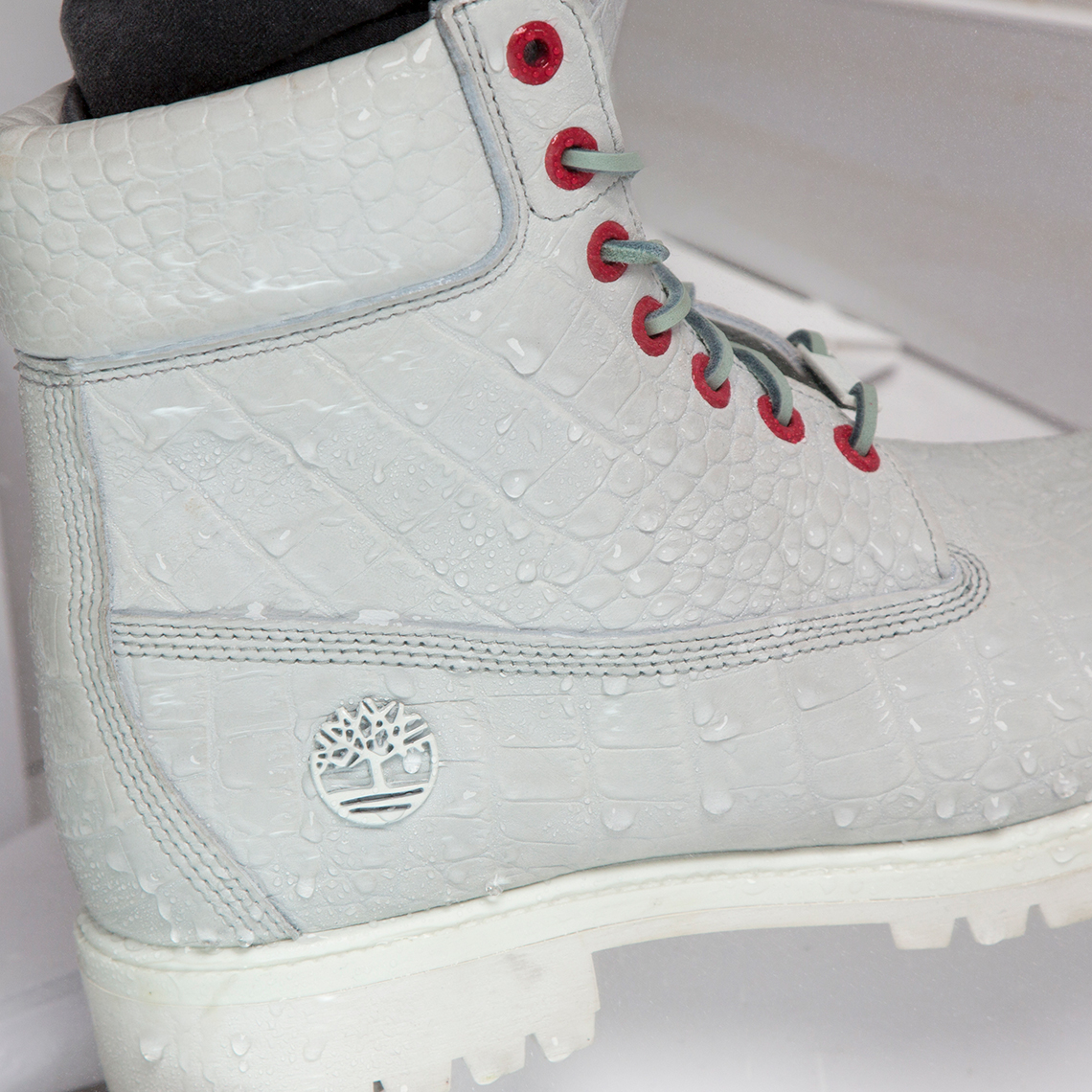 timberland boots white serpent
