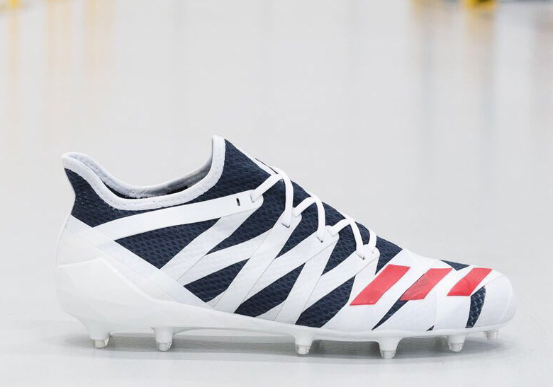 adidas AM4MN Superbowl Cleats Eagles Patriots