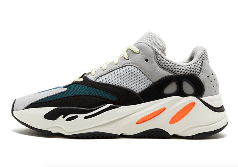 Yeezy Wave Runner 700 - Kanye West 