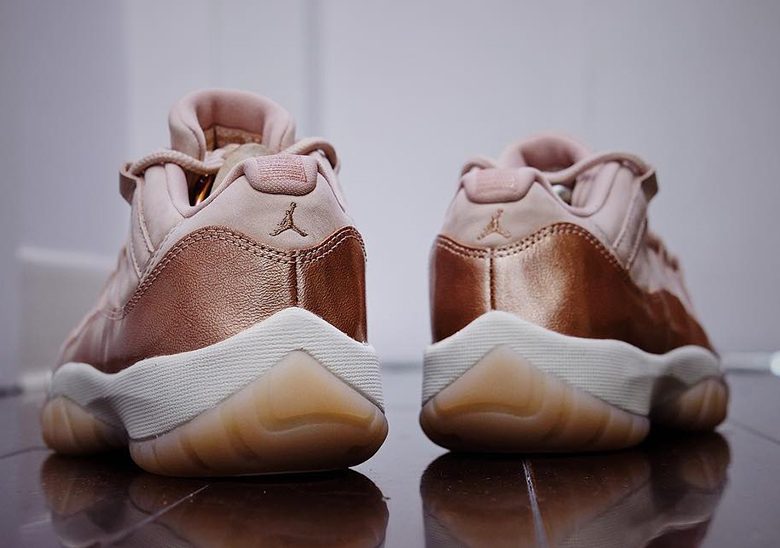 Rose gold cheap retro 11