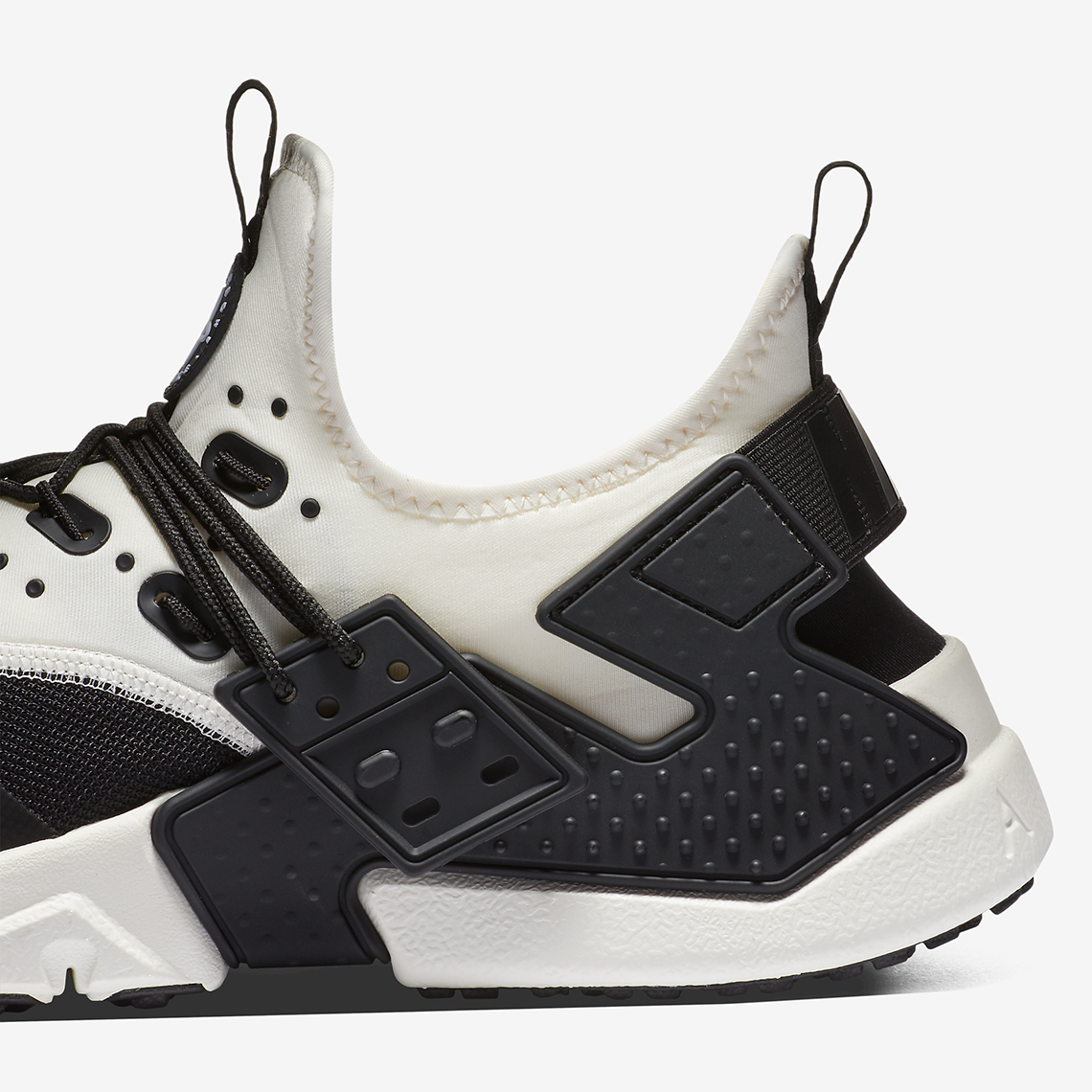 nike huarache drift strap