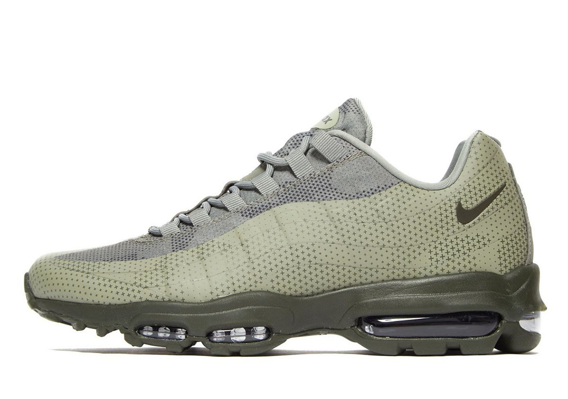 Nike Adds An Earthy Green Hue To The Air Max 95 Ultra Essential