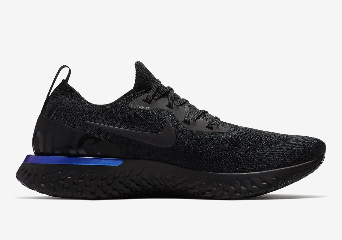 Nike epic react triple sales black