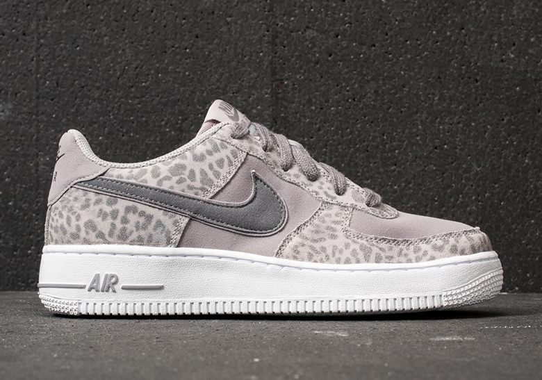 Nike Air Force 1 Leopard Pack Available Now Kids 3