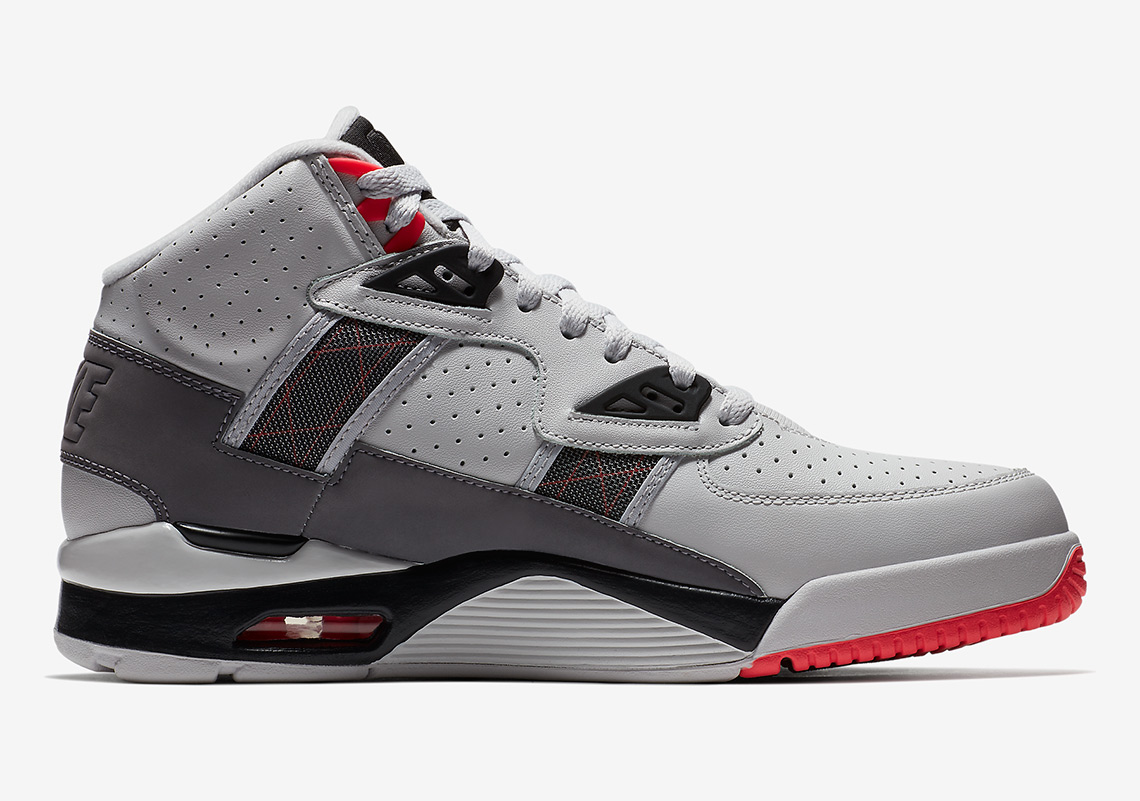 nike air trainer sc release date 2018