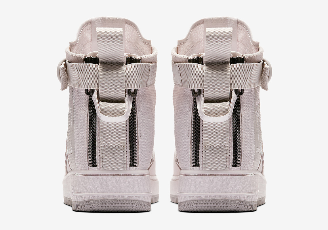 Air force 1 clearance with zipper on back