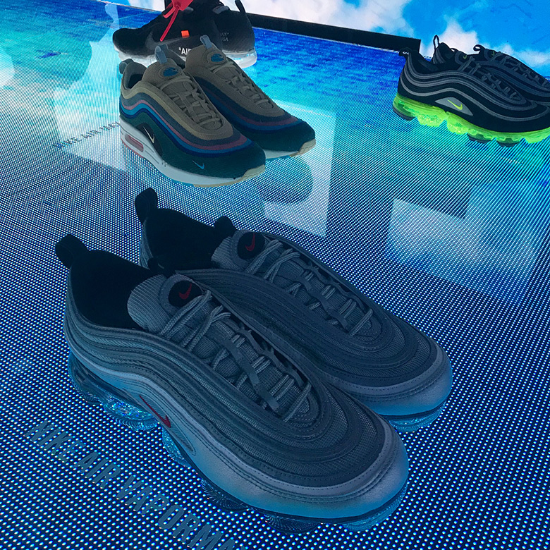 Nike Vapormax 97 The original What The Nike had nothing to do with basketball Preview 2