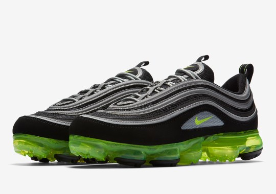 Official Images Of The Nike Air Vapormax 97 “Japan”