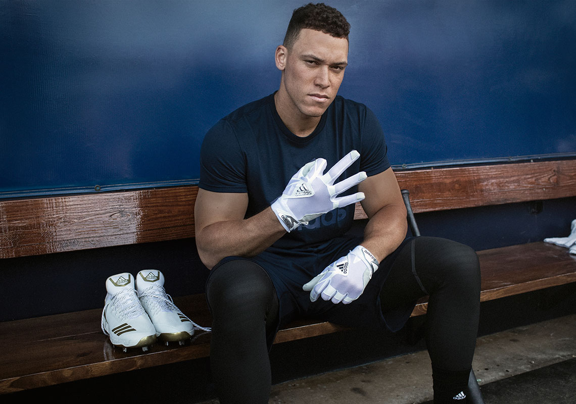 Aaron Judge New York Yankees Player-Issued White and Navy adidas Shoes from  the 2021 MLB