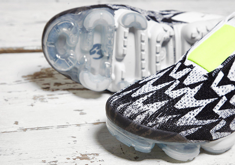 Acronym Nike Vapormax Moc Aq0996 001 1