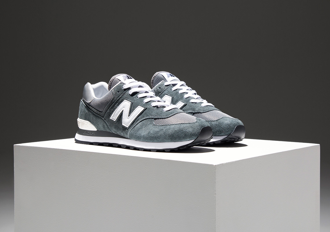 all grey new balance shoes