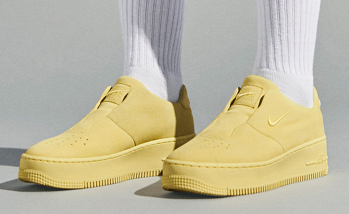 Nike Air Force 1 Reimagined Sage Ao1215 300