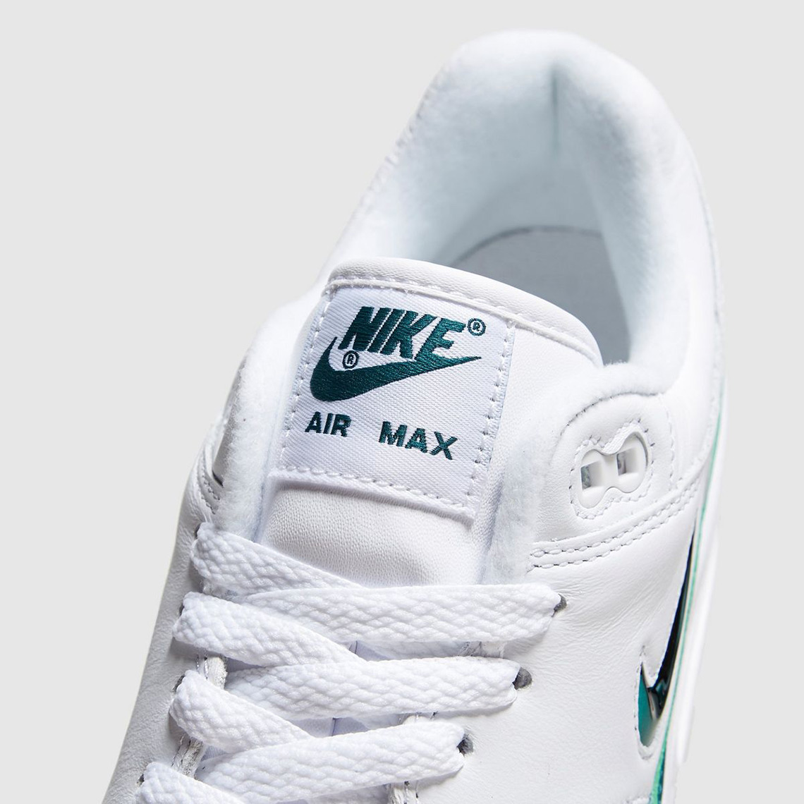 James Dyson zoon Bijwerken Nike Air Max 1 Jewel "Atomic Teal" 918354-107 Available Now |  SneakerNews.com