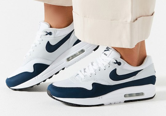 Nike Releases An OG-Style Air Max 1 In Navy