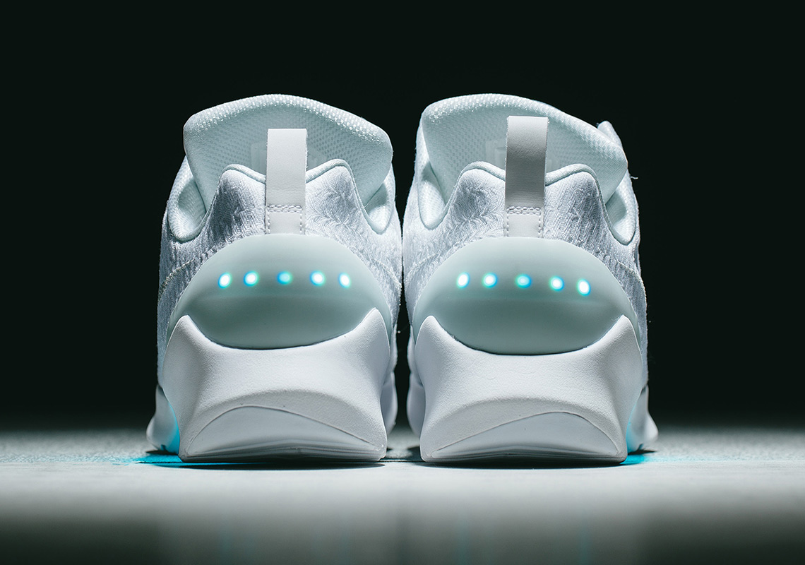 nike hyperadapt 2018