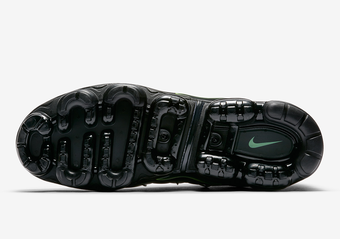 Nike Vapormax Plus Neon 95 Release Info 4