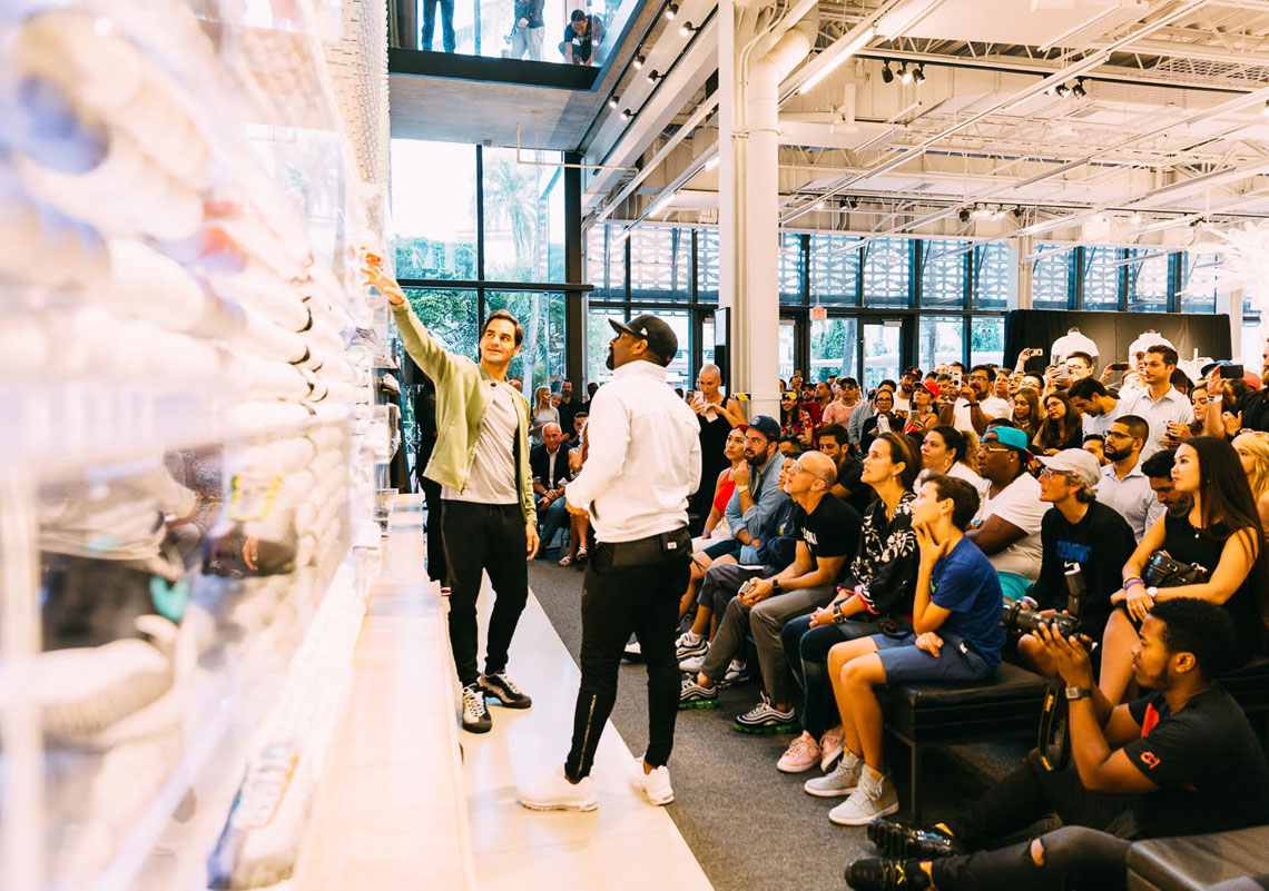 roger federer air max