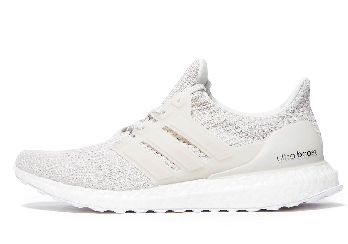 womens ultra boost chalk pearl